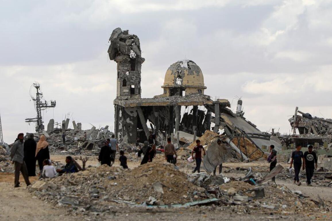 Letter from Mideast: Torn between cheer and fear -- War-weary Gazans wary of future