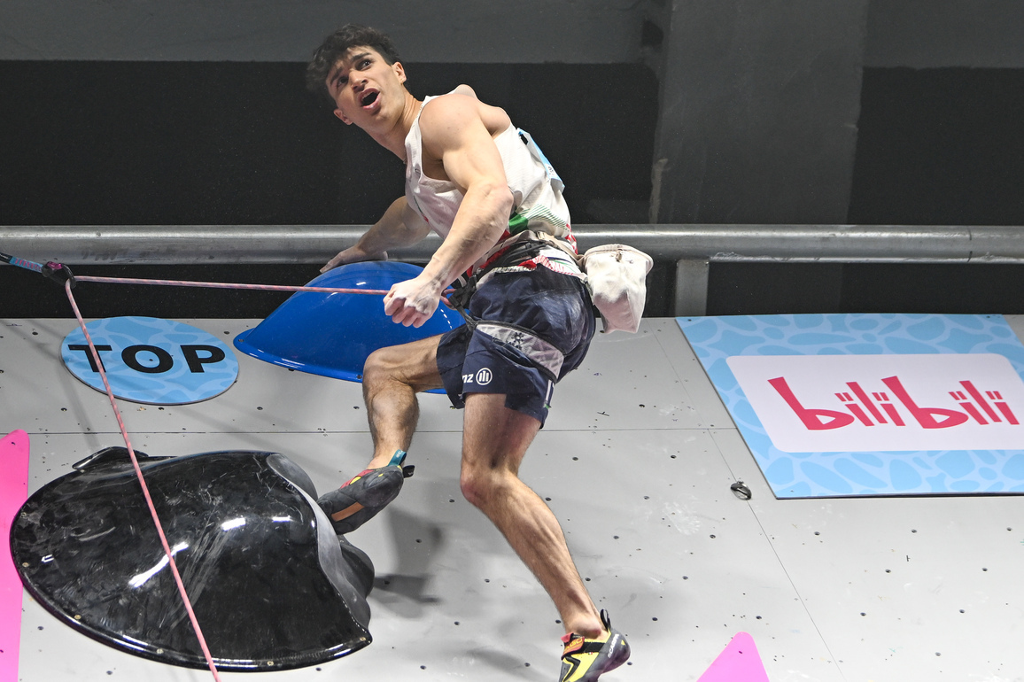 (SP)CHINA-JIANGSU-SUZHOU-CLIMBING-WORLD SERIES WUJIANG-MEN'S LEAD (CN)