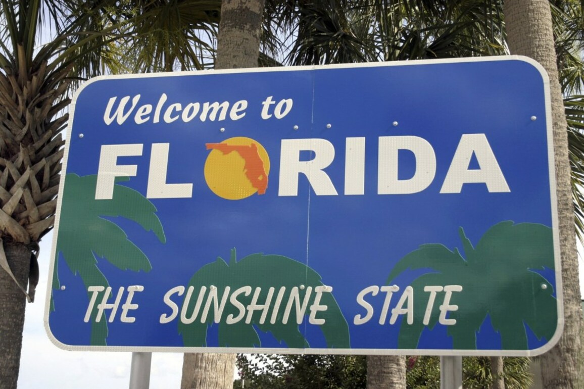 Dark clouds hover over Floridas Sunshine Week   Sun Sentinel