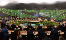 Líderes de nações em negociações na COP30