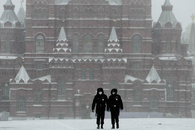COVID-19: Russian Cases Jump As Duma OKs State-Of-Emergency Bill