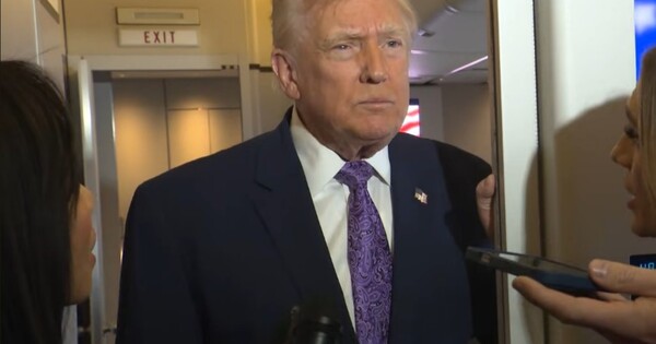 Trump intends to pause asylum “for a long time”