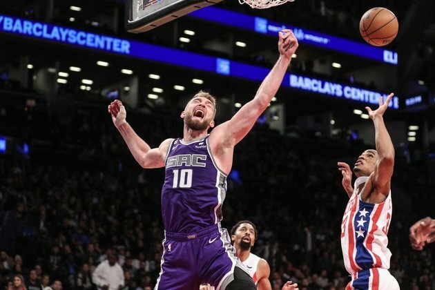 Kings visit Wizards with eyes clearly on postseason prize