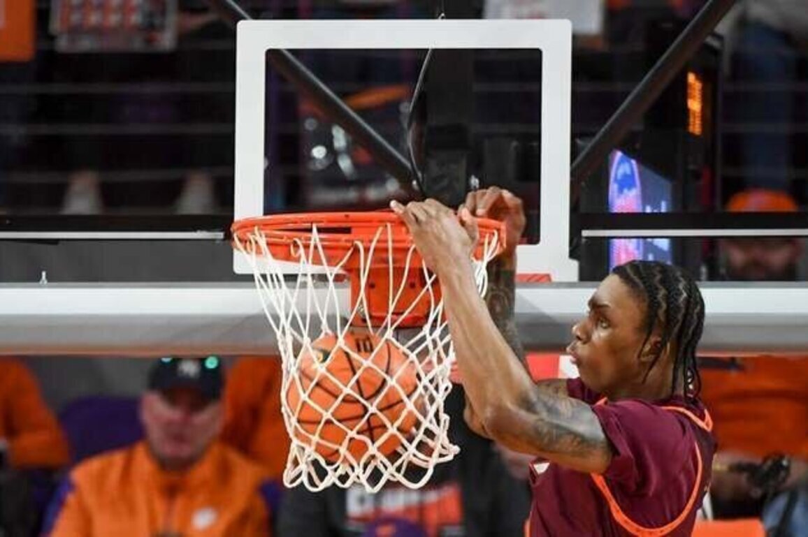 Virginia Tech fends off No. 20 Clemson for statement win