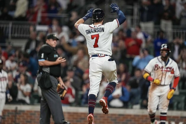 Mets, Braves close series with pivotal NL East game