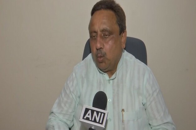 Praveen Khandelwal urges Centre to exempt small merchants, consumers from paying Merchant Discount Rate