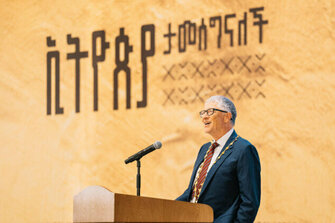 Bill Gates to spend his fortune addressing challenges in Africa