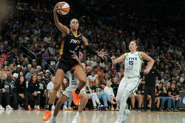 Mercury oust top-seeded Lynx, advance to WNBA Finals