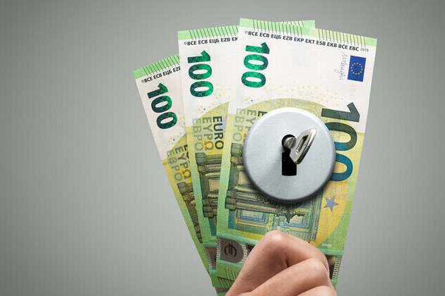 Ukraine told to hike taxes to unlock Western aid  media