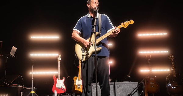 Adam Sandler recalls how Tom Cruise introduced him to director Paul Thomas Anderson