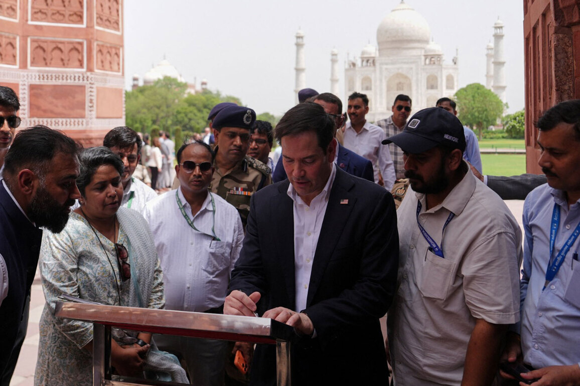 'True treasure of the world': Marco Rubio hails Taj Mahal during visit with wife Jeanette