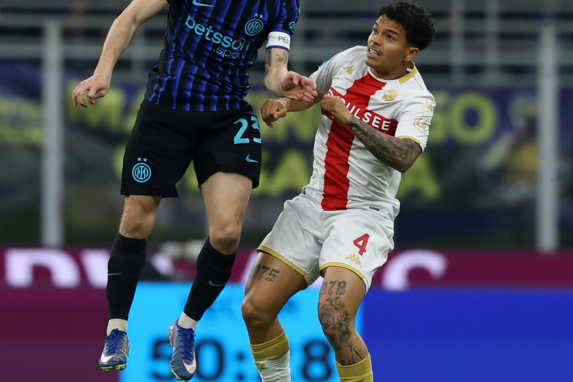 (SP)ITALY-MILAN-FOOTBALL-SERIE A-INTER MILAN VS GENOA
