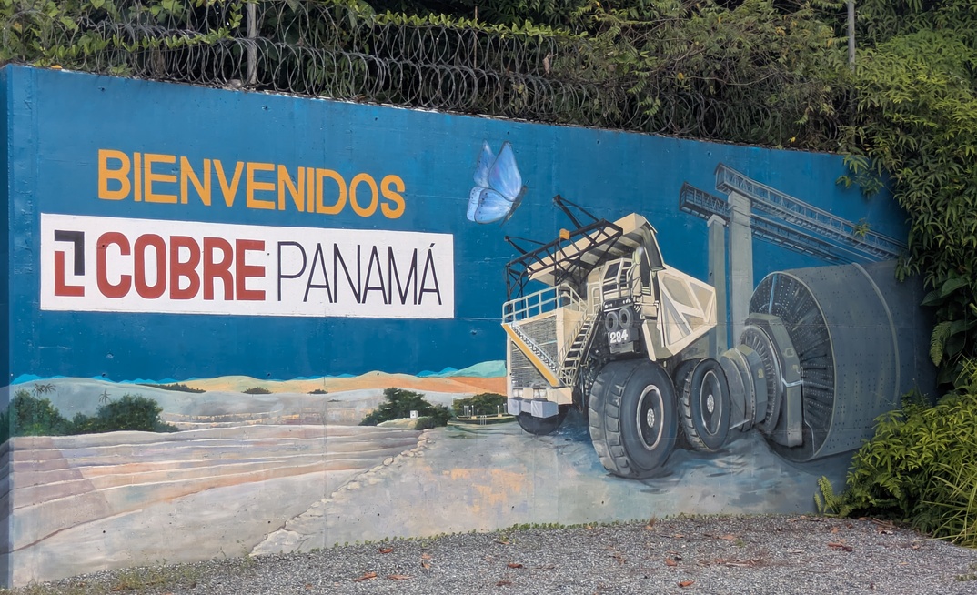 Cobre Panama sign