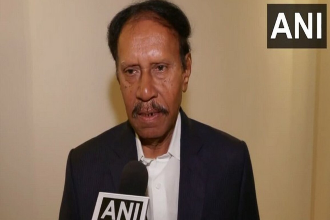 "High time to expose terrorist activities of Pakistan": AIADMK MP M Thambidurai in London