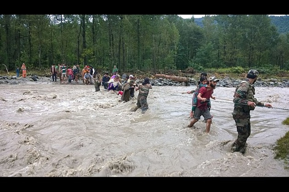 Cloudburst hits Kashmir pilgrimage route, killing 46, many missing