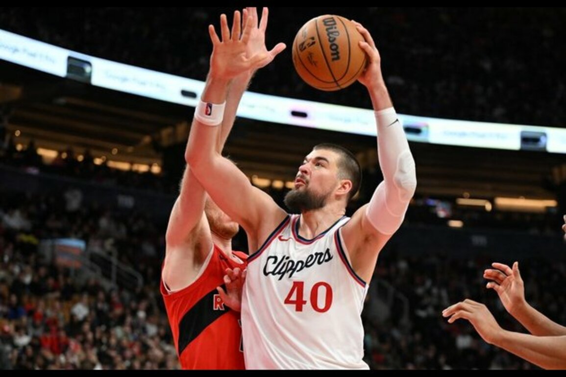Amid Luka Doncic buzz, Lakers focus on game vs. Clippers