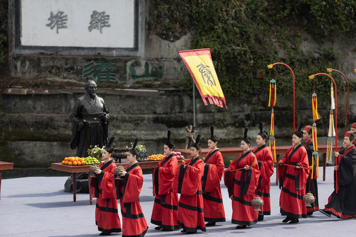 (SichuanMosaics) CHINA-SICHUAN-DUJIANGYAN-WATER RELEASING FESTIVAL (CN)