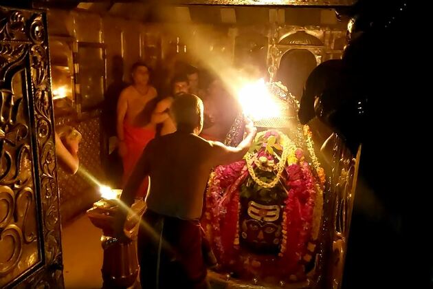 Morning aarti performed at Ujjain's Mahakaleshwar Temple on Devshayani Ekadashi
