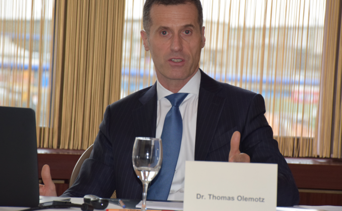 "Wir wollen und können im Jahresverlauf an Tempo zulegen", entscheidend sei die zweite Jahreshälfte, so Bechtle-Chef Thomas Olemotz.
