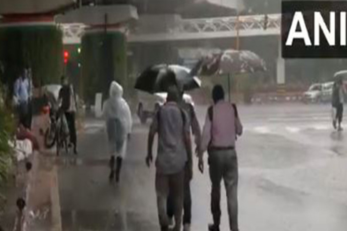 Rain lashes parts of Delhi; IMD predicts light to moderate showers