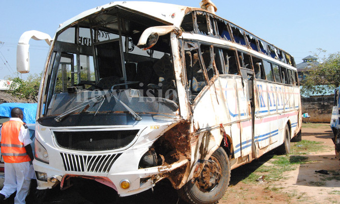 7 killed after bus collides with truck in Kyenjojo 7 killed after bus collides with truck in Kyenjojo