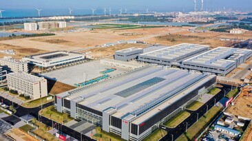 SANY's "first global engineering machinery remanufacturing base" in Dongfang City, Hainan
