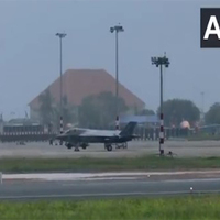 UK Navy's F-35 fighter jet remains grounded in Kerala