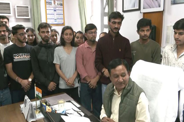 HP: Flood-hit Thunag students meet minister Jagat Singh Negi, demand exam postponement, relocation