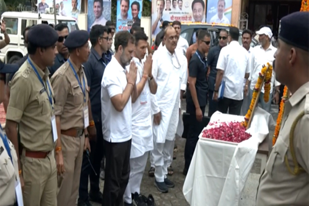 Madhya Pradesh: Rahul Gandhi arrives in Bhopal, pays floral tribute to Indira Gandhi at state party office