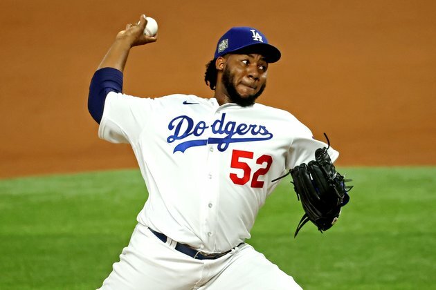 Report: Astros sign RHP Pedro Baez to 2-year deal