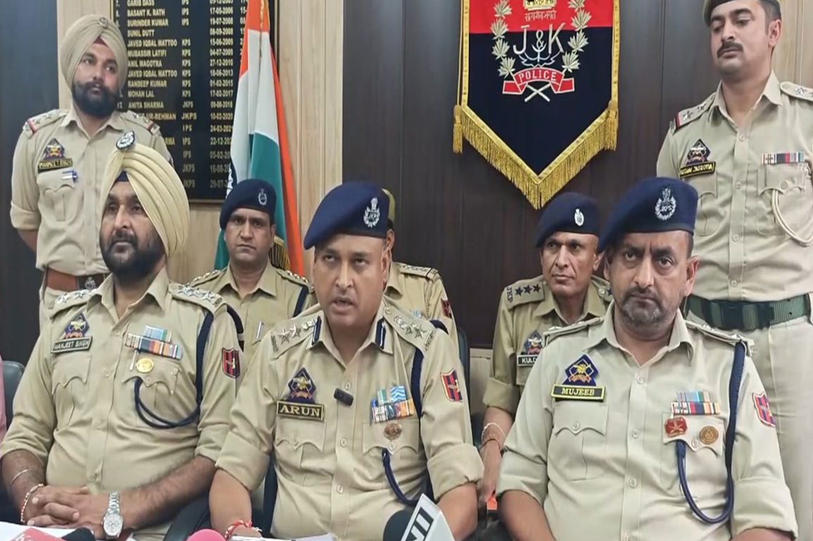 J-K: Bihar man arrested in Kulgam for killing woman, two children in Ramban