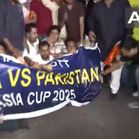 Delhi: AAP's workers protest against Ind-Pak Asia Cup match at Connaught Place