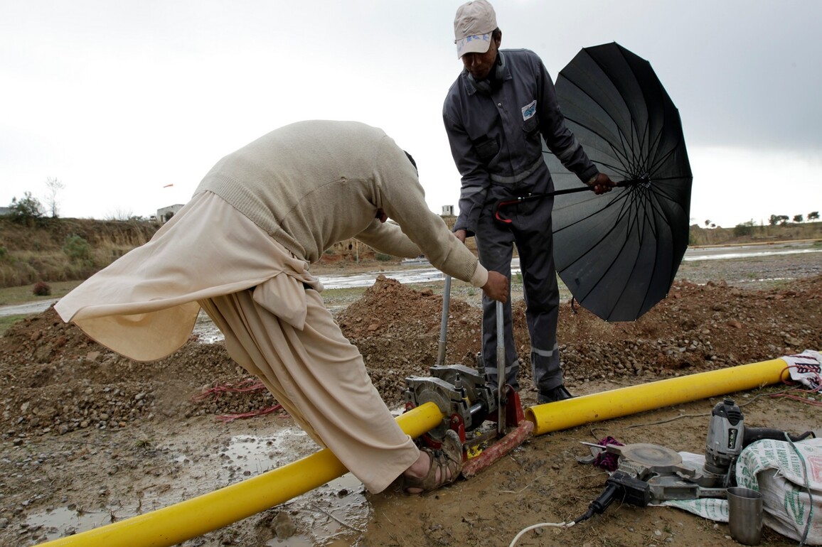 Pakistan's energy mismanagement deepens as gas utilities sit on PKR 1.5 trillion dues