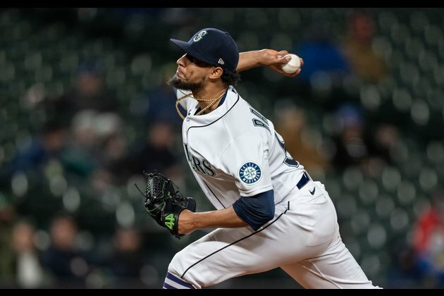 Guardians acquire RHP Yohan Ramirez from Mariners