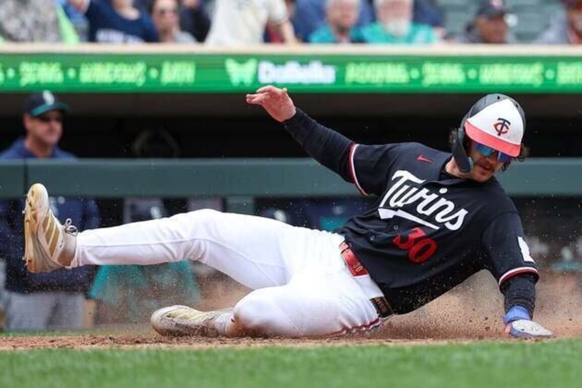Twins pursue reversal of fortunes in series opener vs. Jays