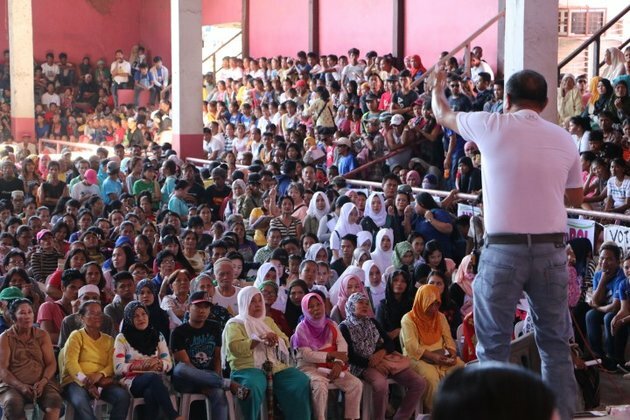 Hundreds join peace assembly in Isabela City