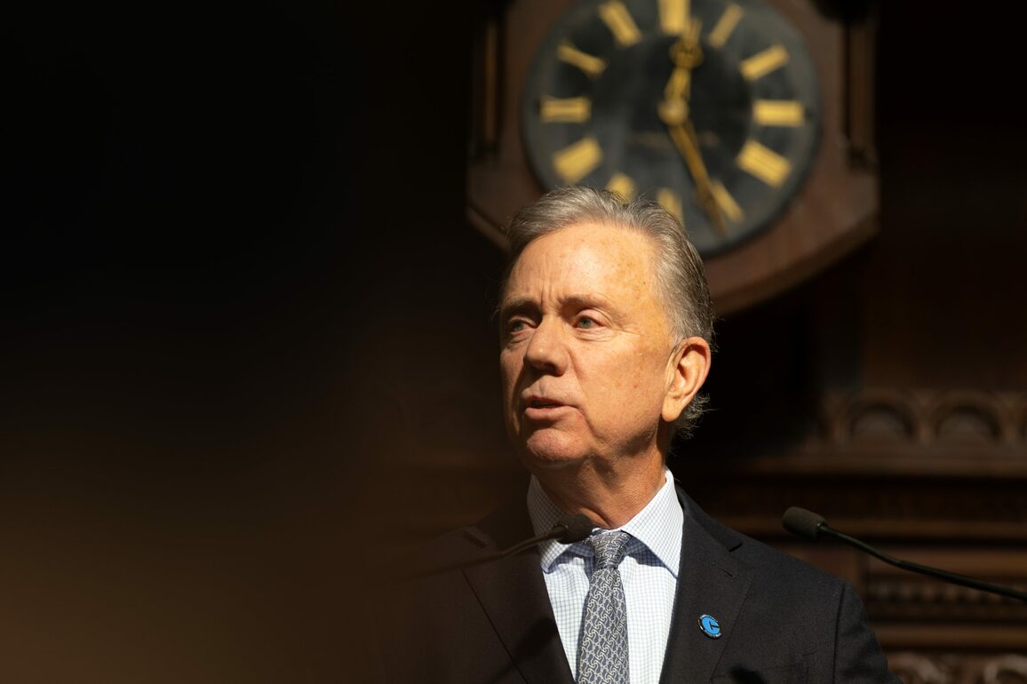 Some CT legislators call for more taxes on rich. Will Lamont agree&quest;