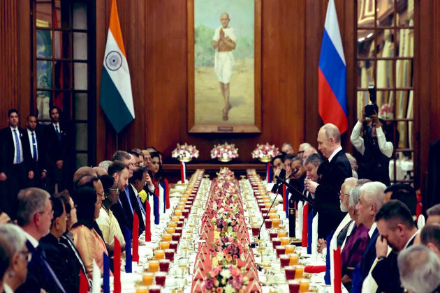 India agrees to grow trade with Russia, but ‘careful’ on offer of oil