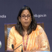 Govt ensured 100% supply for domestic LPG, PNG and CNG transport; urges to avoid panic buying