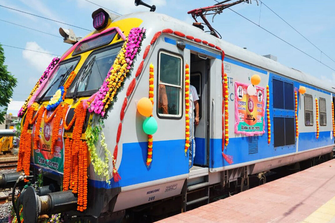 Cabinet clears two rail multitracking projects adding 224 km across Maharashtra and Gujarat