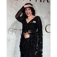 Sushmita Sen celebrates 32 years of winning Miss Universe title, says "Grateful for the smile that never left me..."