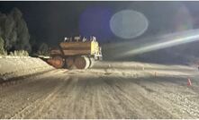 The water cart collided with a bund after steering became difficult.