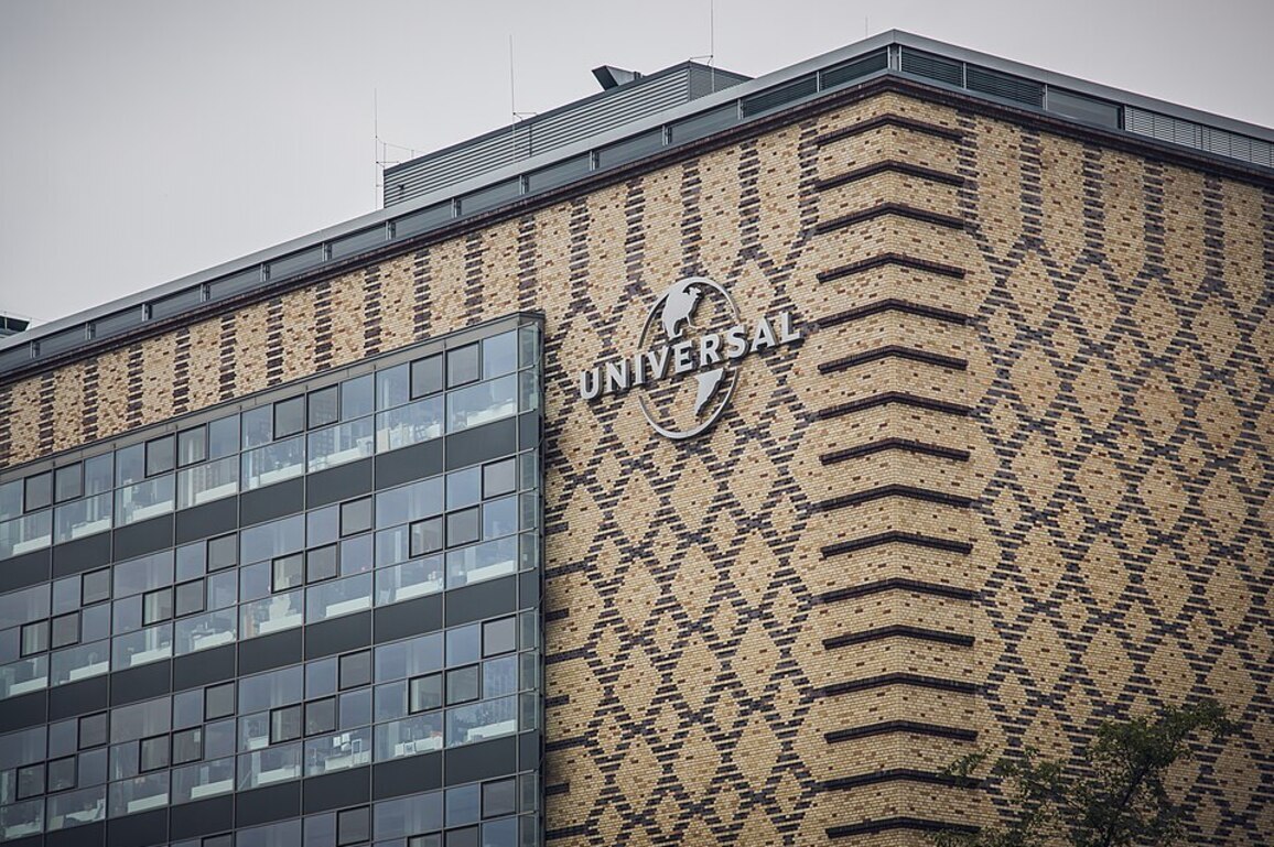 Universal Music turns down Pershing Square proposal