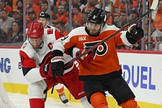 Hurricanes pursue another sweep, carry momentum vs. Flyers