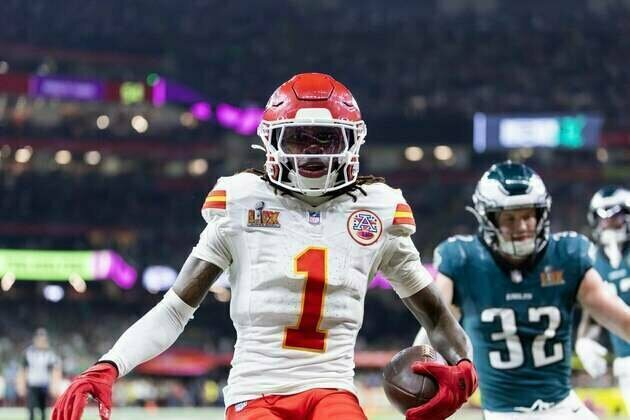Chiefs sign help as WR Xavier Worthy enters concussion protocol