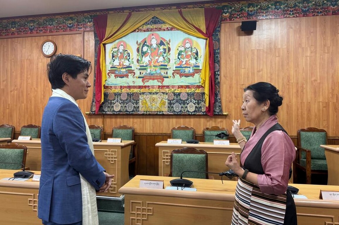 Tibetan leader highlights Chinese rights abuses in meeting with Japanese lawmaker