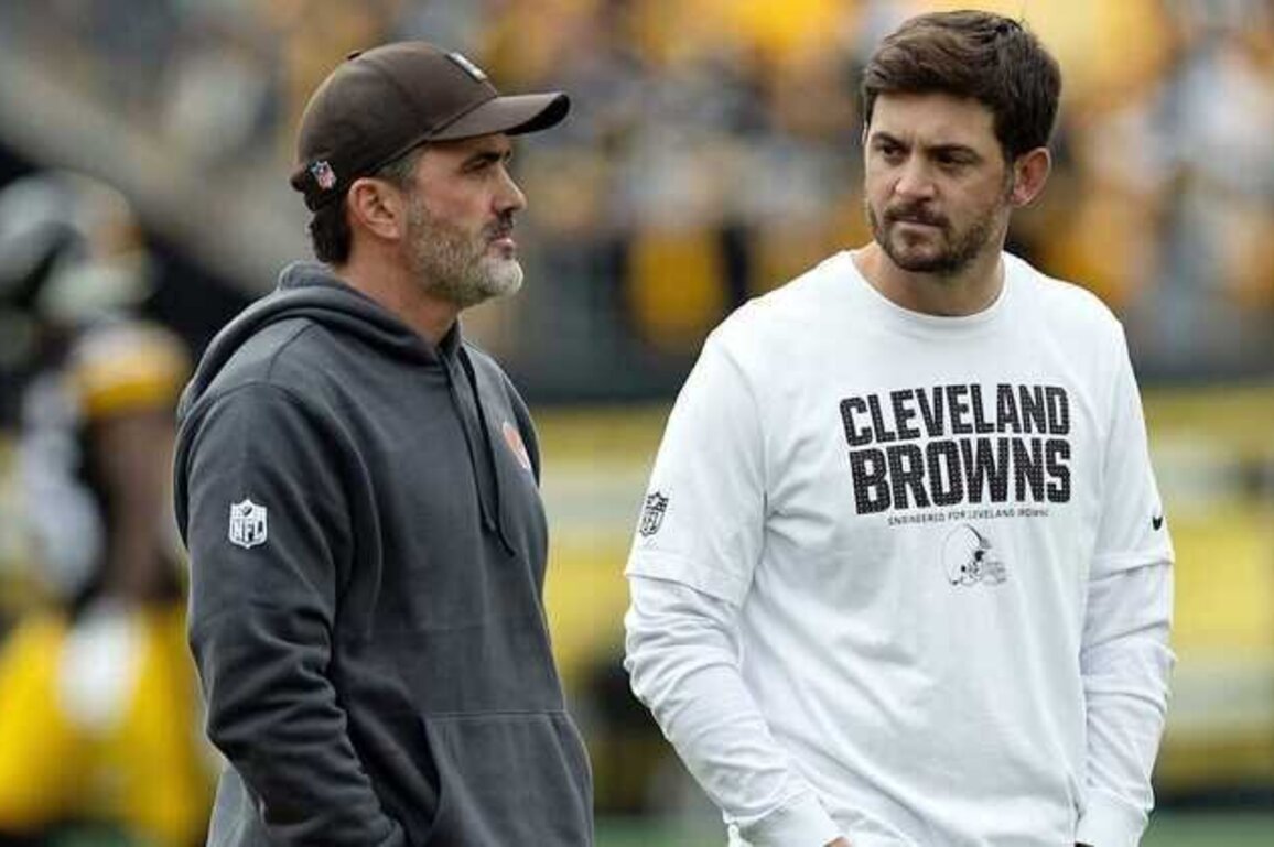 Kevin Stefanski 'very comfortable' with Tommy Rees calling plays