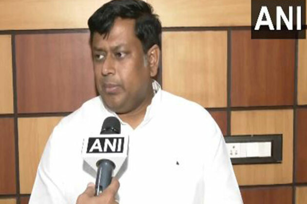 "She needs to learn what to speak and when to speak": Sukanta Majumdar slams Mamata Banerjee over her remarks on PM Modi
