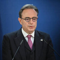 Stealing Russian assets would be 'act of war' - Belgian PM