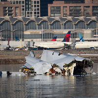 Pilot visibility under scrutiny in deadly Washington air disaster